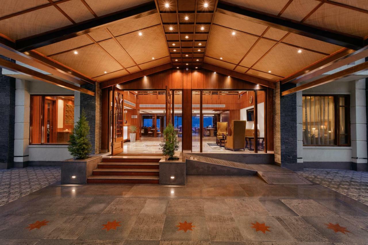 Alokik Resort- Pure Veg Manāli Exterior foto